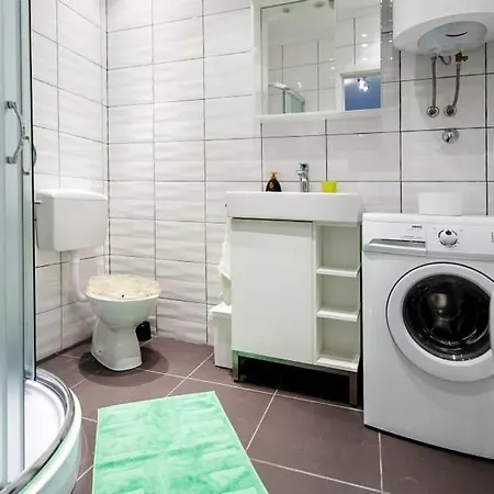 Puzzle Apartment